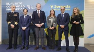 Autoridades en el inicio de la V Jornada Puerto-Empresa este jueves en Ferrol.