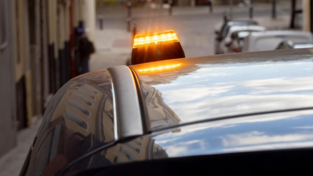 La DGT rompe los 10 mitos que circulan en redes sociales sobre la baliza V16