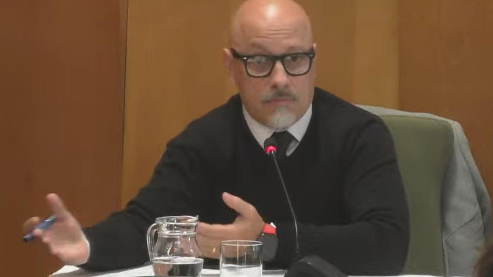 David Flores (Vox) en el pleno de este jueves.