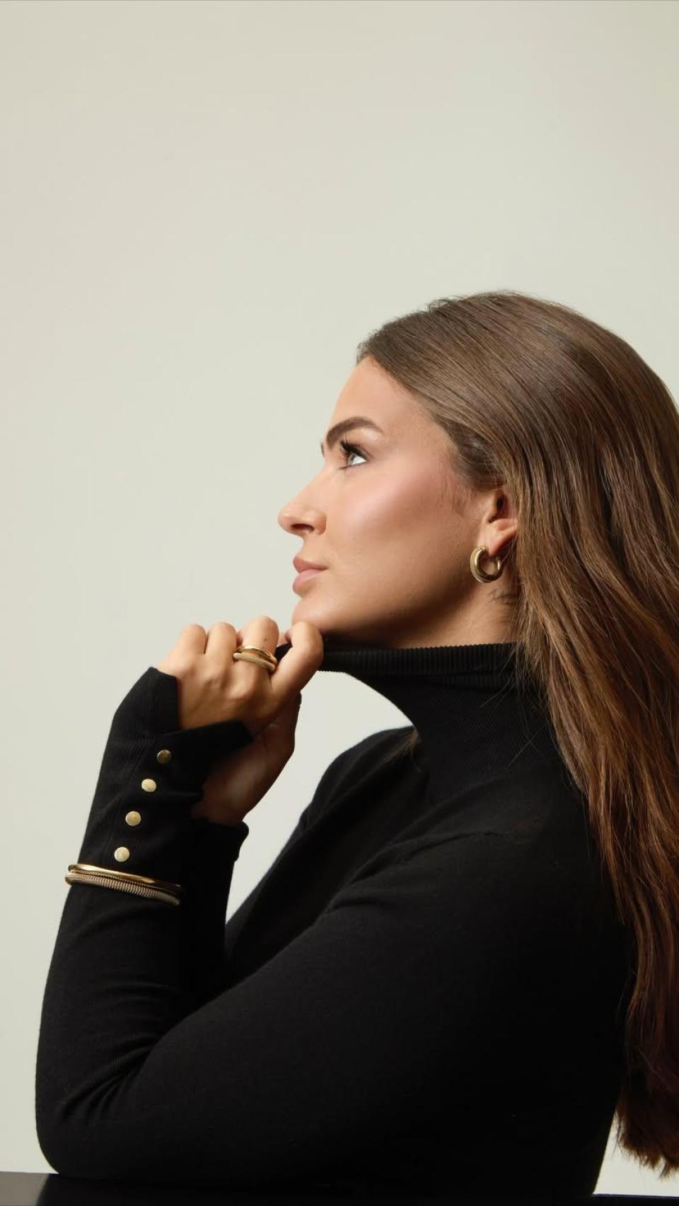 Laura Escanes, con joyas de la marca Viceroy, en una imagen de sus redes sociales.