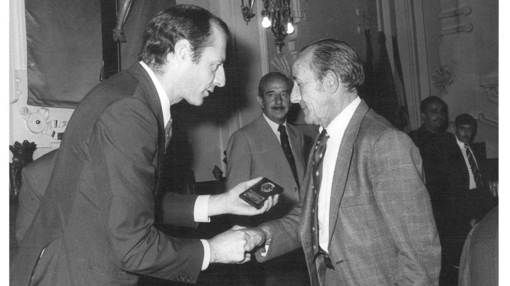 En la Transición, durante su etapa como concejal