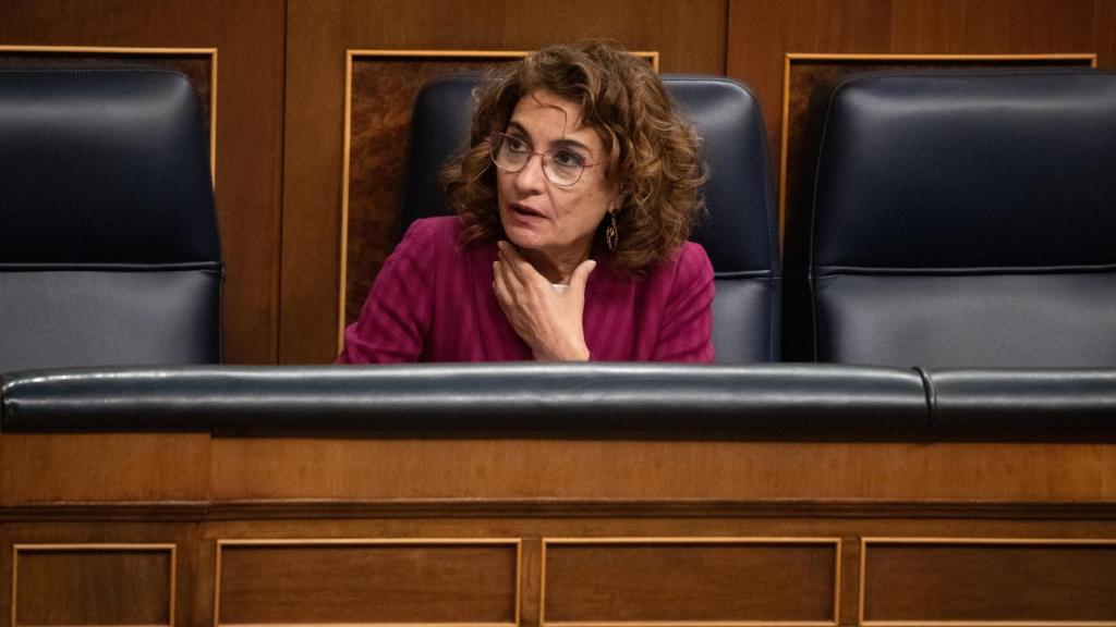 María Jesús Montero, durante una sesión plenaria, en el Congreso de los Diputados.