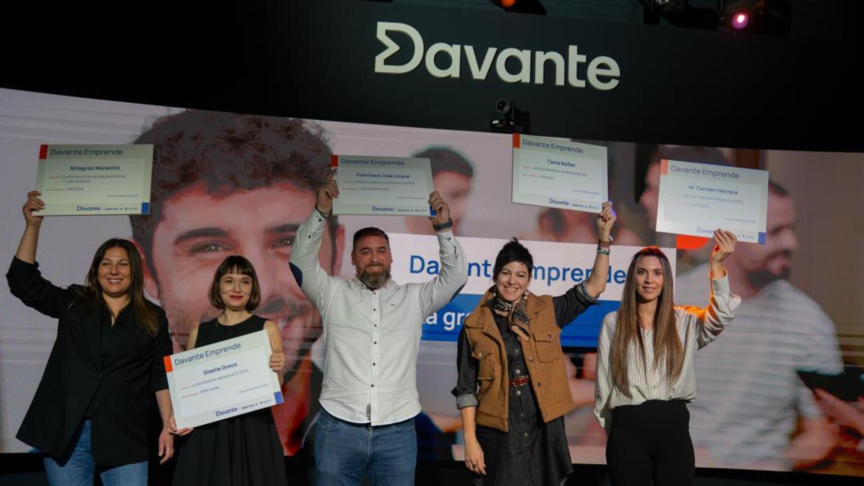 Los representantes de los proyectos ganadores de la I Edición de Davante Emprende