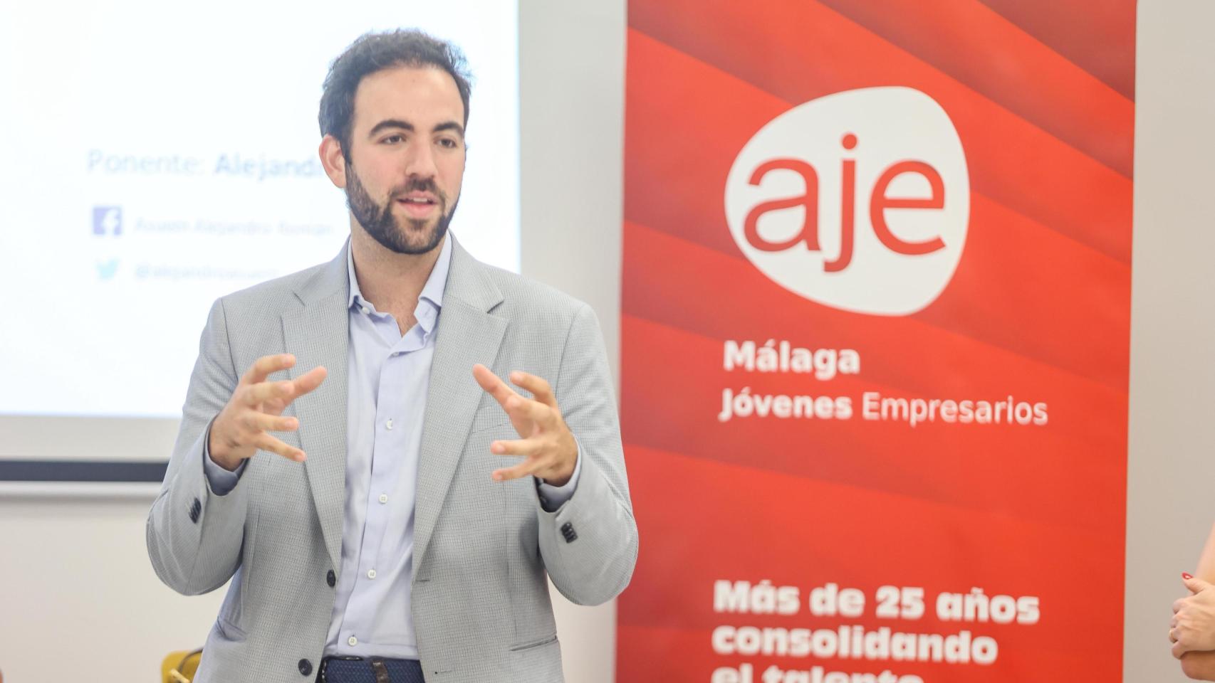 José González Villodres preside AJE Málaga.