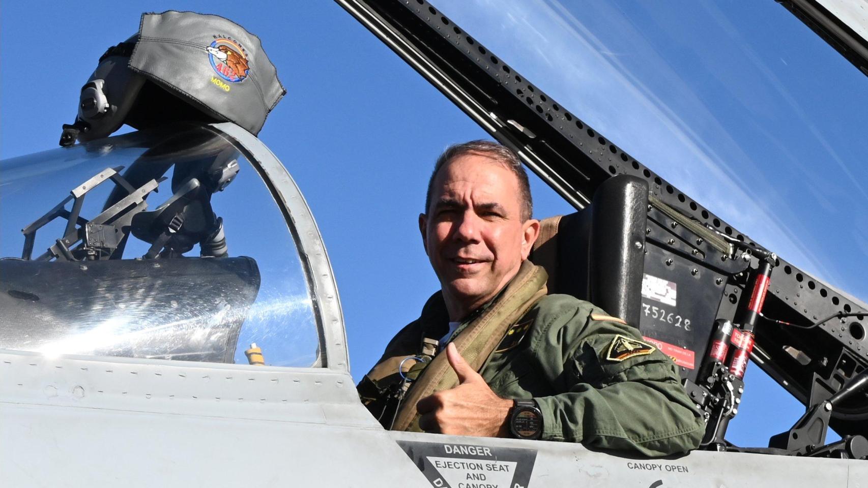 El jefe de la base aérea de Gando (Canarias) y del Ala 46, coronel Bayardo Abós Álvarez-Buiza