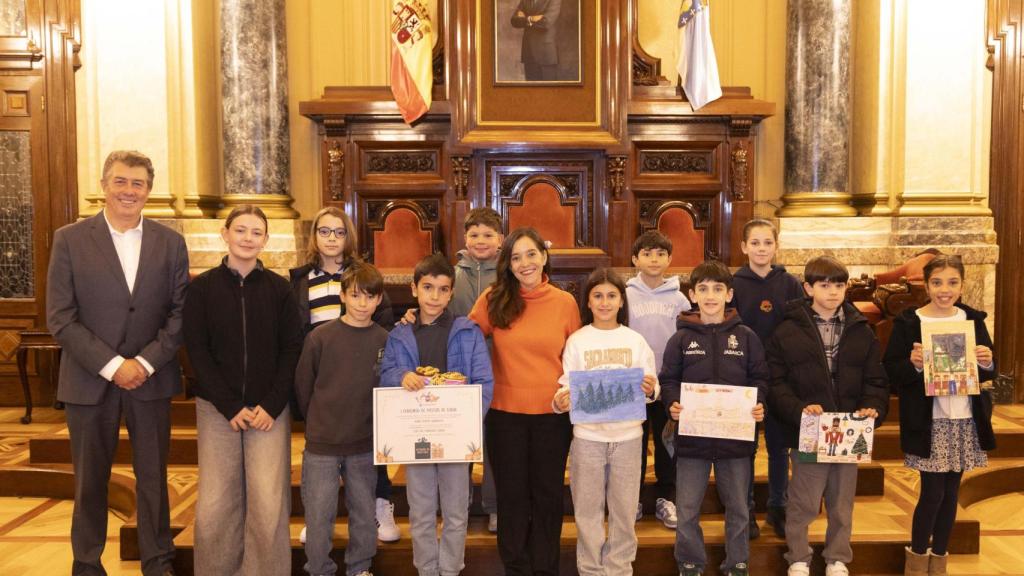 Un alumno del CEIP San Francisco Javier de A Coruña gana el concurso de Postales de Navidad 2025
