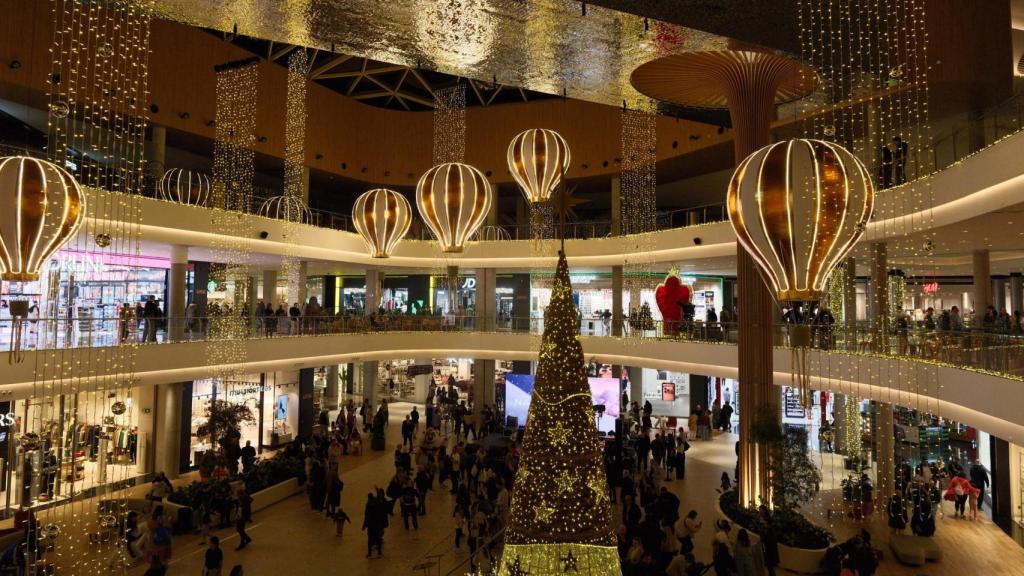 Encendido de las luces de Navidad 2025 en Marineda City.