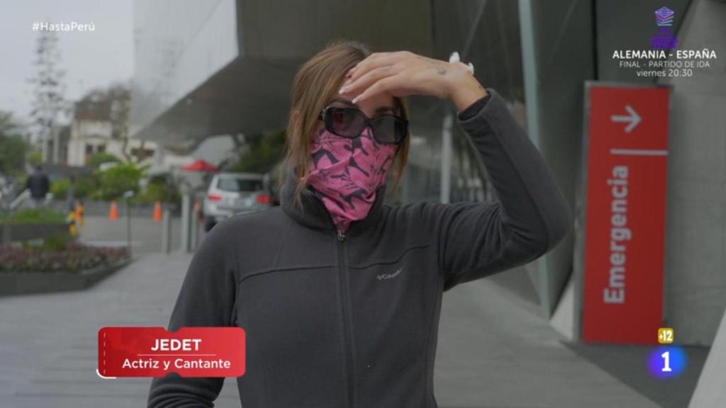 Jedet, al salir del centro médico en 'Hasta el fin del mundo'.