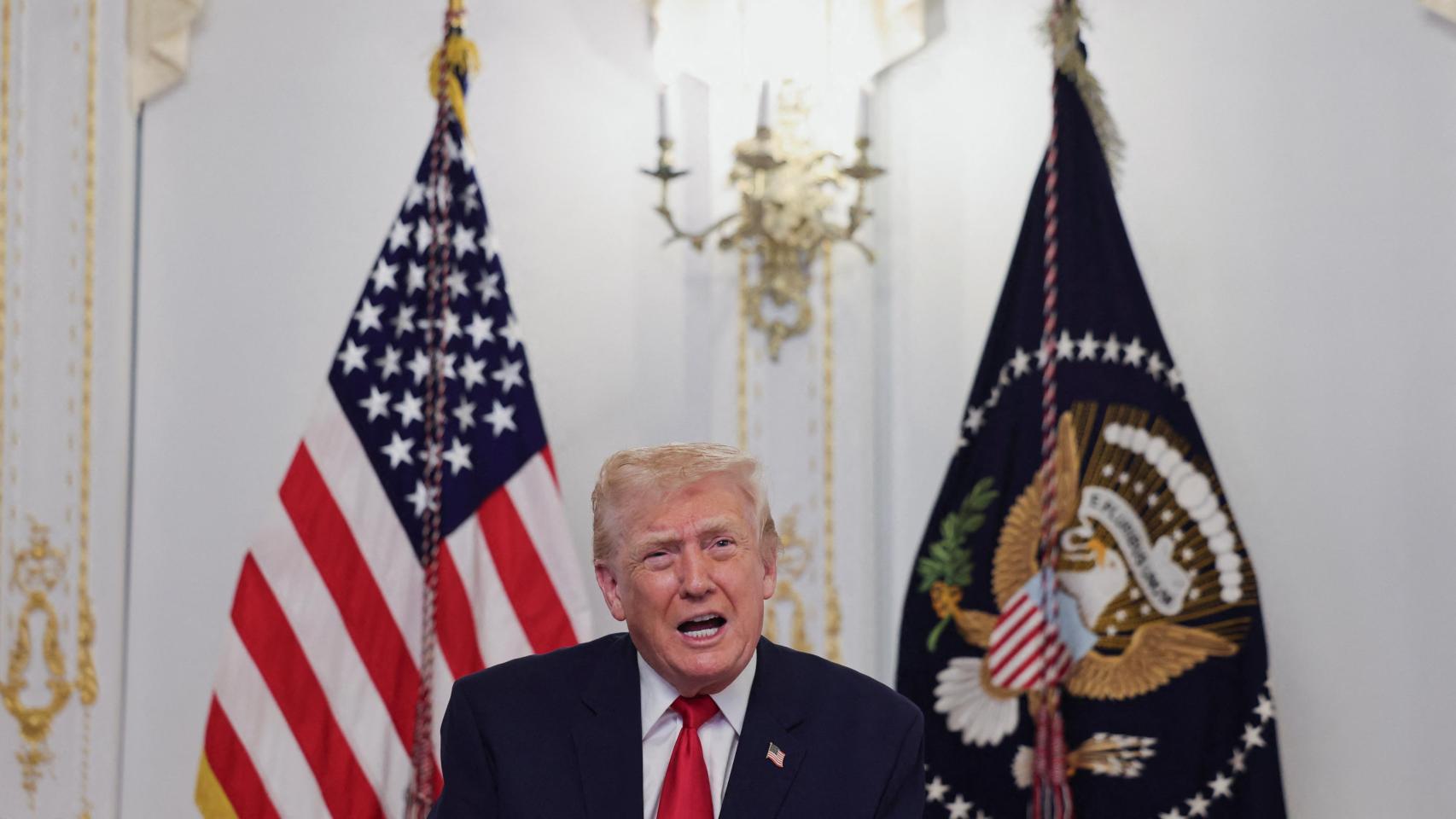 pausará «de forma permanente» la entrada de migrantes «de países del tercer mundo» pausará «de forma permanente» la entrada de migrantes «de países del tercer mundo»