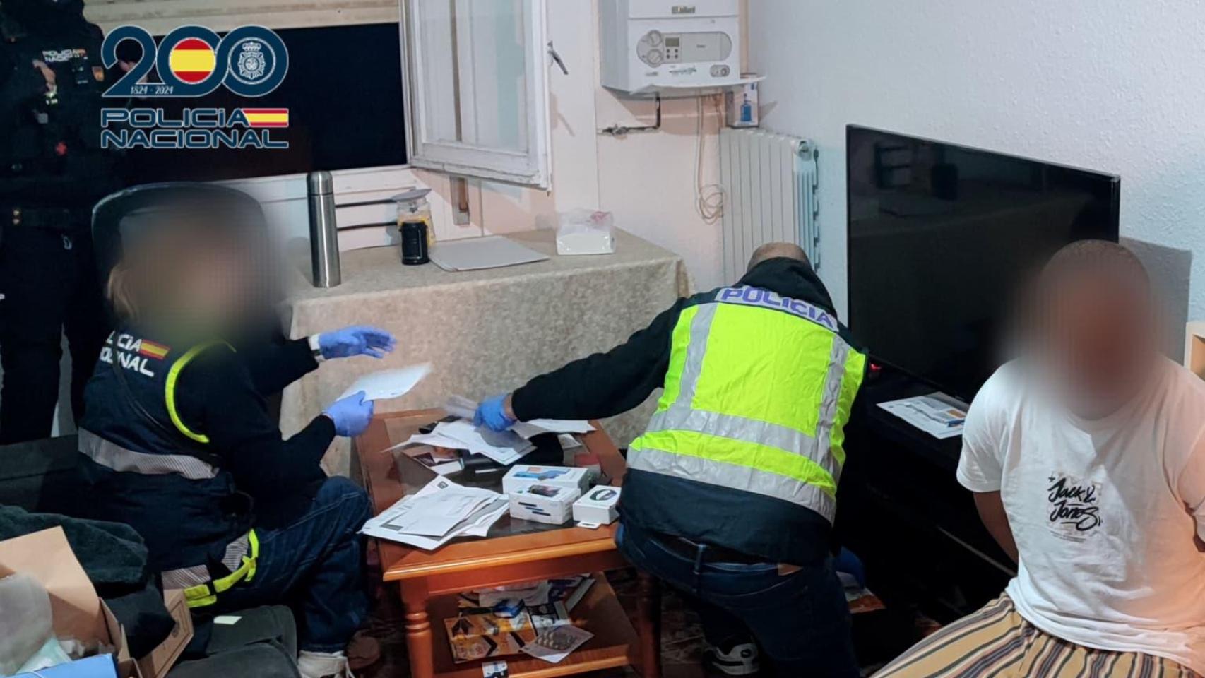 Registro domiciliario en uno de los pisos de Zaragoza.