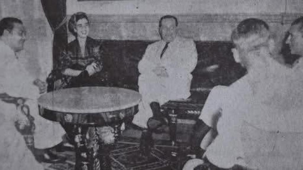 Carmen Franco Polo y su esposo Cristóbal Martínez Bordiú en audiencia especial con el presidente cubano Fulgencio Batista Zaldívar.