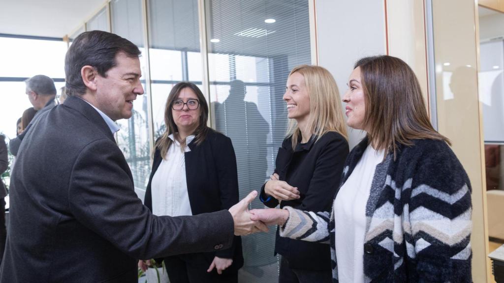 El presidente de la Junta de Castilla y León, Alfonso Fernández Mañueco, visita la empresa Moralejo Selección