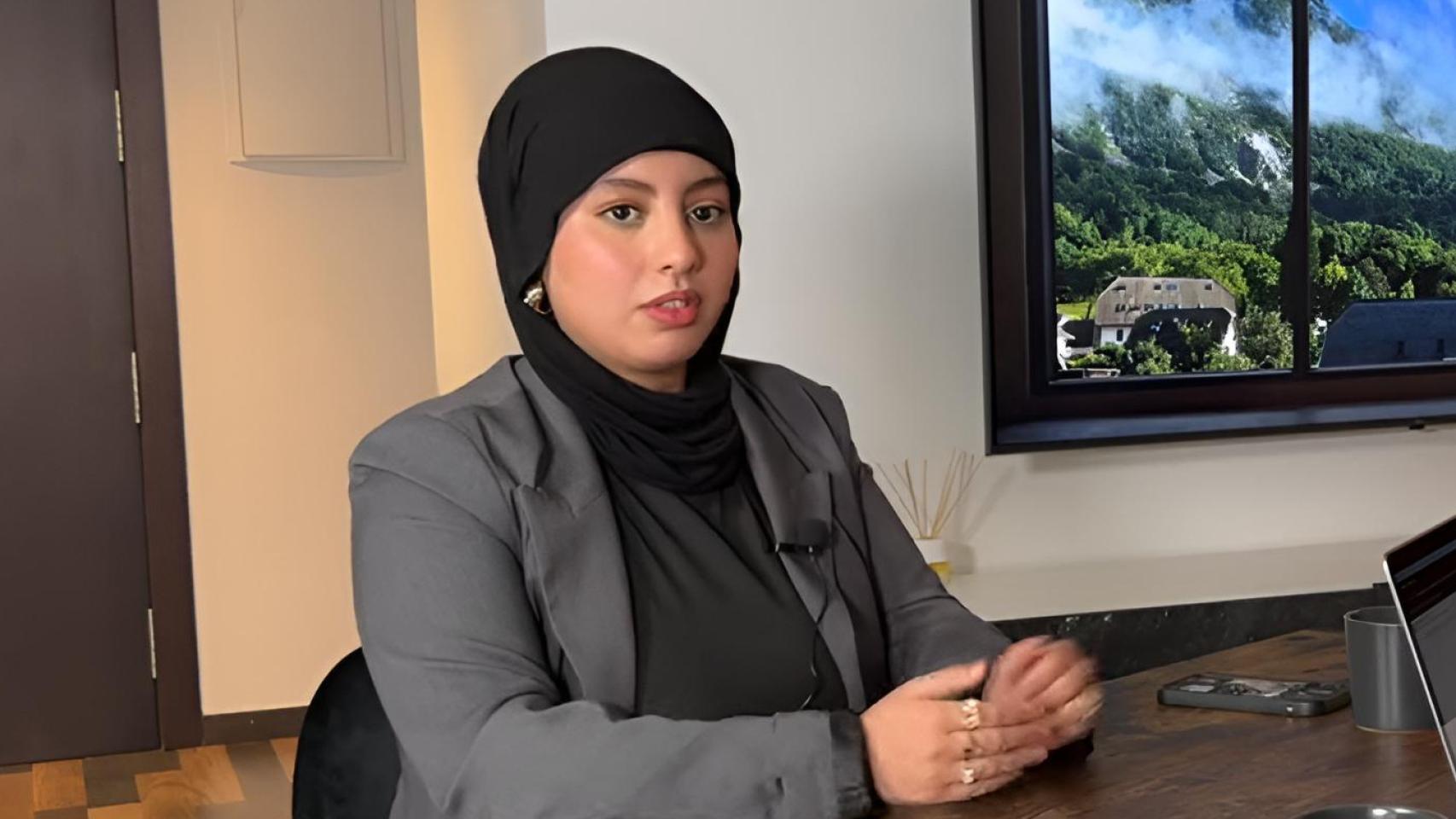 Lamyae, mujer de origen marroquí, en el videopódcast 'BE: Project'.