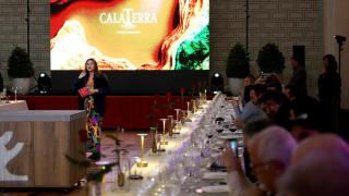 Primera edición de Calaterra.