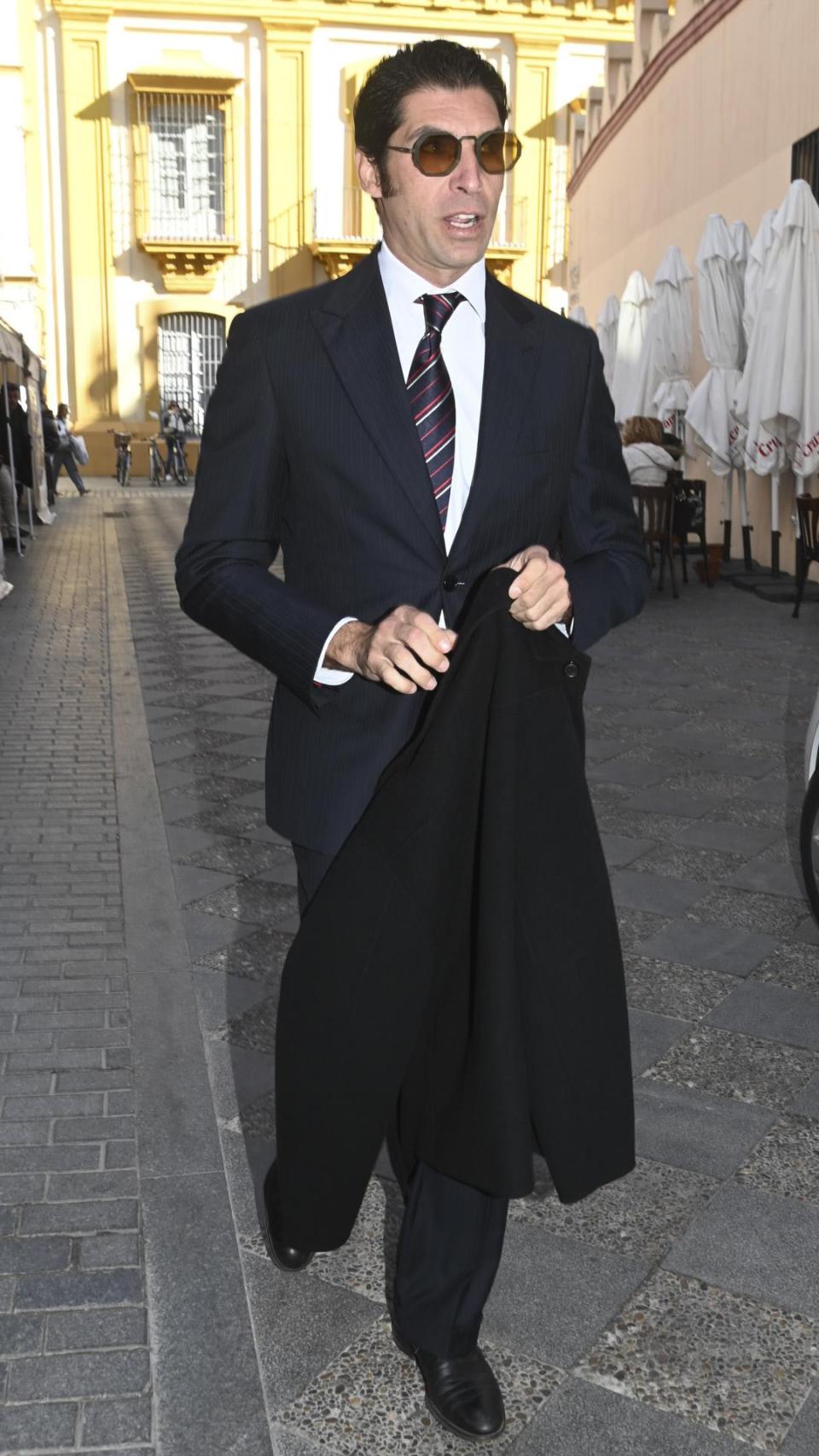 Cayetano Rivera, este viernes 28 de noviembre en Sevilla en el bautizo de su sobrino Nicolás.