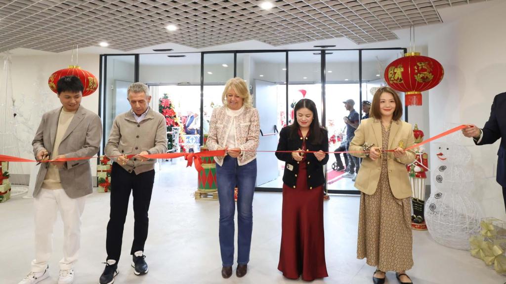 Apertura de la primera tienda del nuevo Marbell Center.