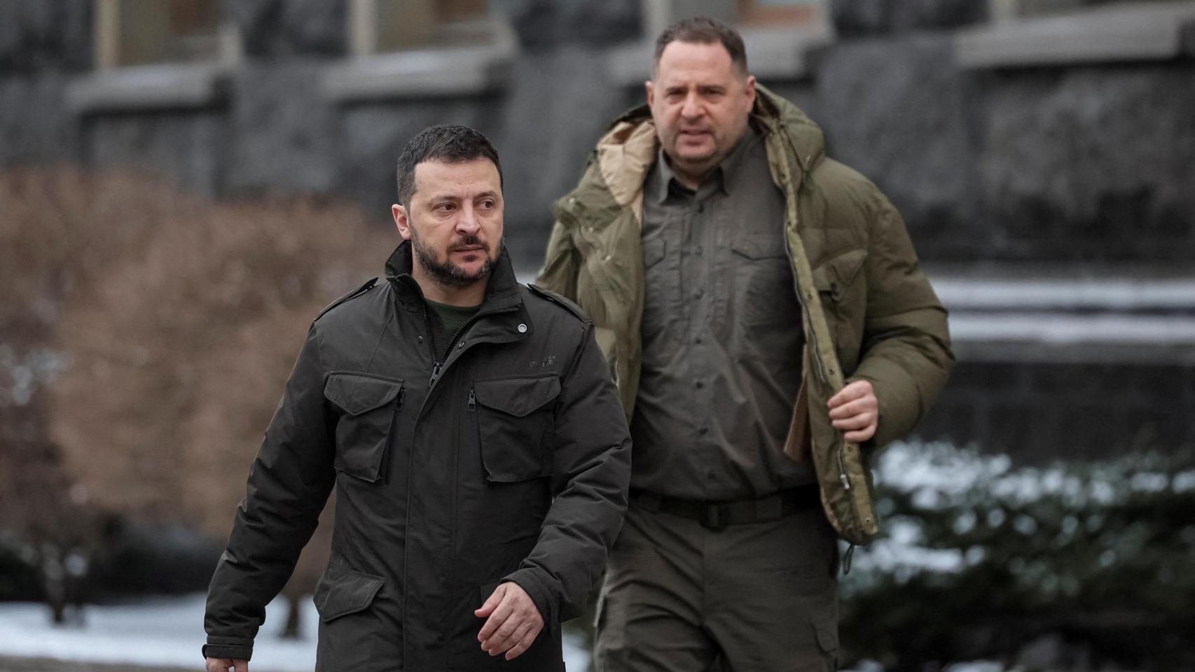 El presidente ucraniano, Volodímir Zelenski, y su hasta ahora jefe de la oficina presidencial Andrí Yermak.