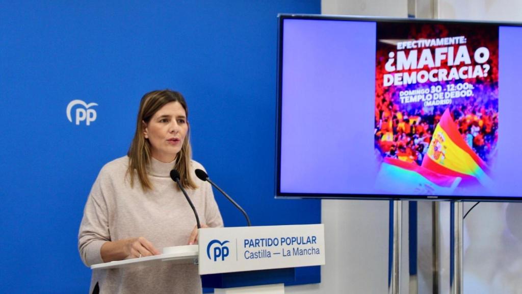 Carolina Agudo, secretaria regional del PP de Castilla-La Mancha, en rueda de prensa.