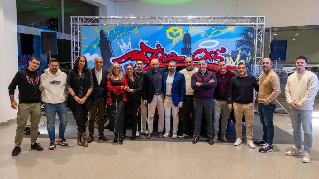 El equipo de Koni Motor.