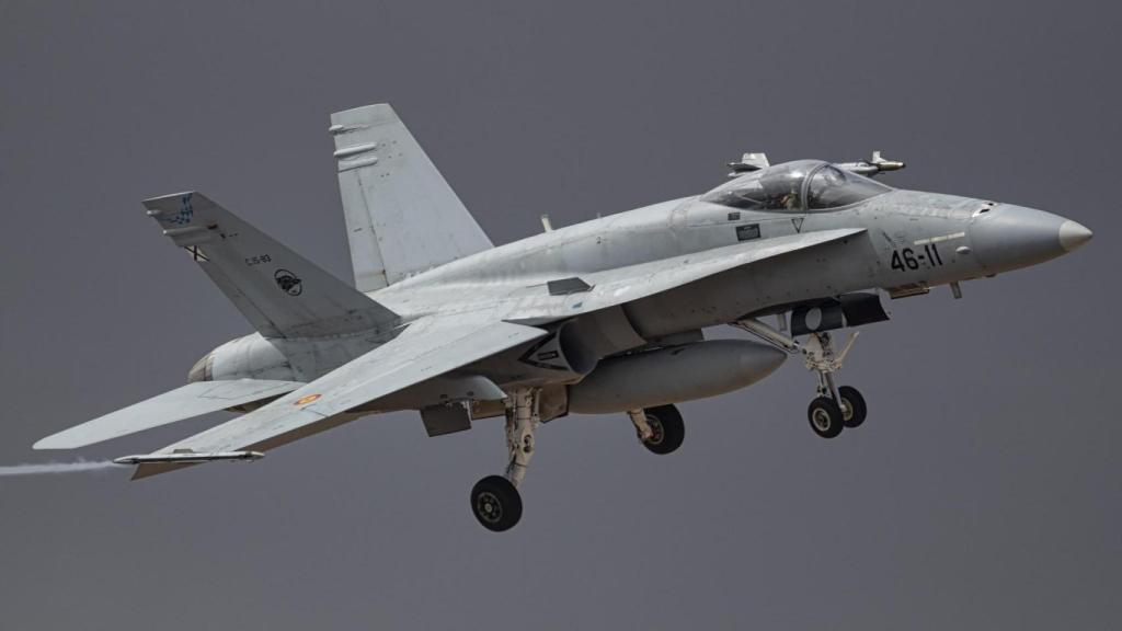 Caza F-18 del Ala 46