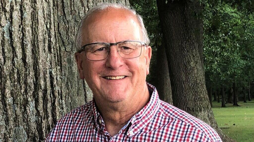 Anthony Fredericks,  psicólogo y escritor.