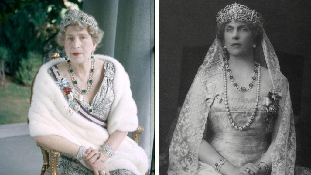 Ena, con las tiaras Flor de Lis y Cartier, con su parure de esmeraldas.