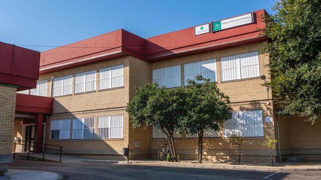 Fachada del CEIP Hermanos Machado, uno de los centros beneficiados.