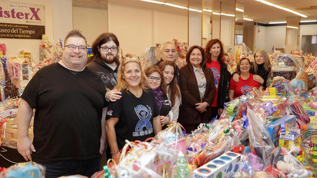 Campaña viguesa Cada neno un xoguete.