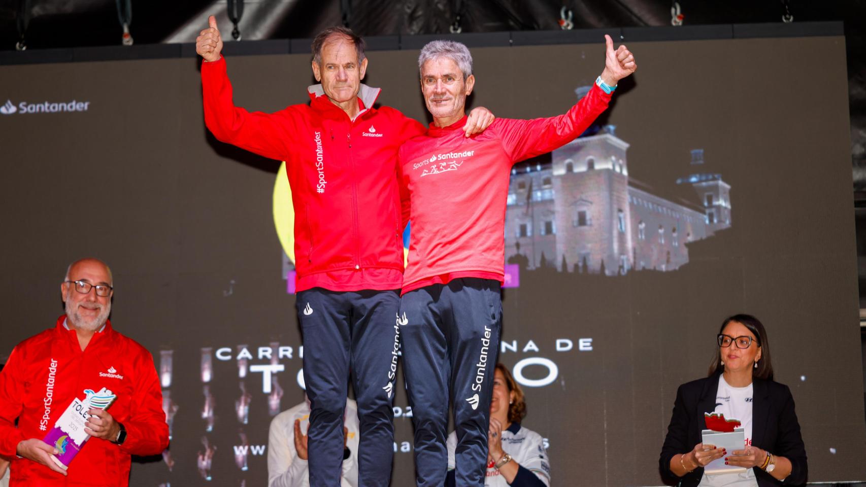Abel Antón y Martín Fiz en la Carrera Nocturna de Toledo celebrada el pasado mes de octubre.