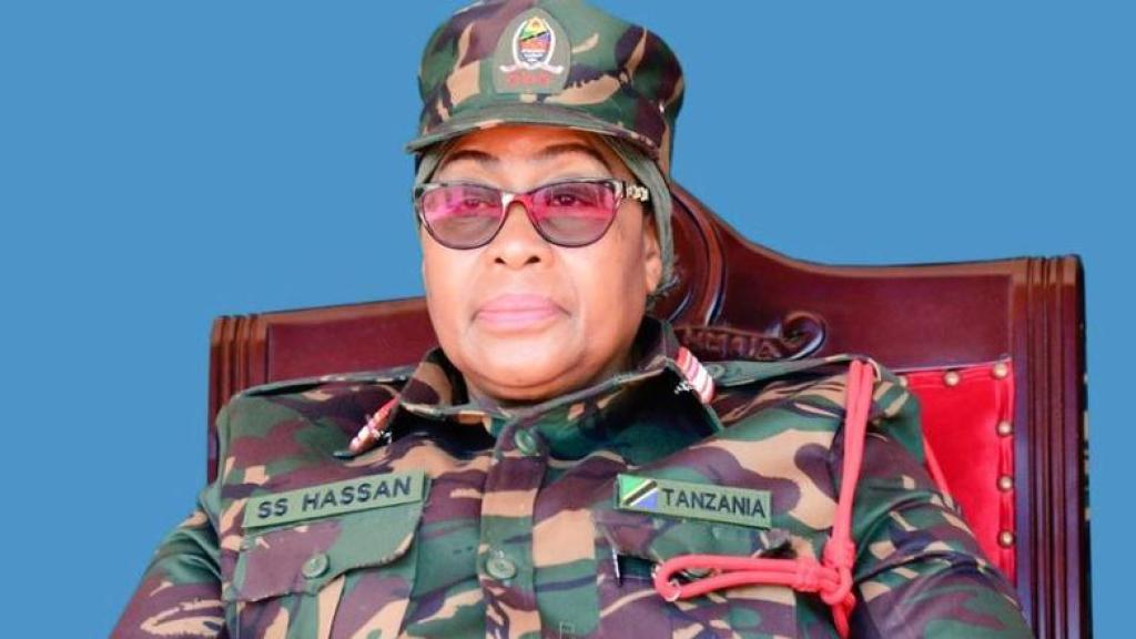 La presidenta de Tanzania, Samia Suluhu Hassna, acusada de 'colocar' a varios miembros de su familia en el Gobierno.