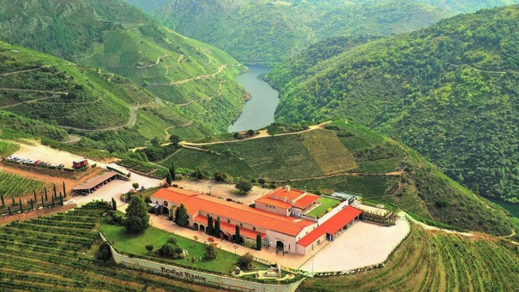 Vista aérea de las bodegas Regina Viarum donde se encuentra el restaurante Vértigo
