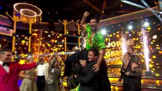 Jorge González proclamándose campeón de 'Bailando con las estrellas'.