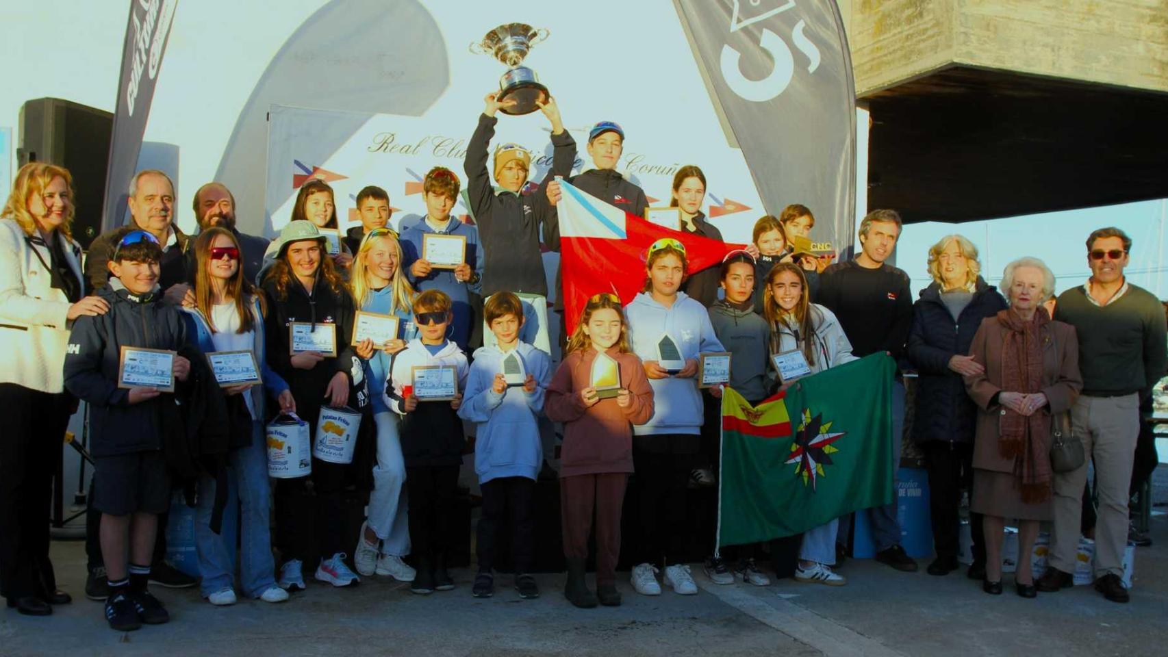 Imagen de los premiados.