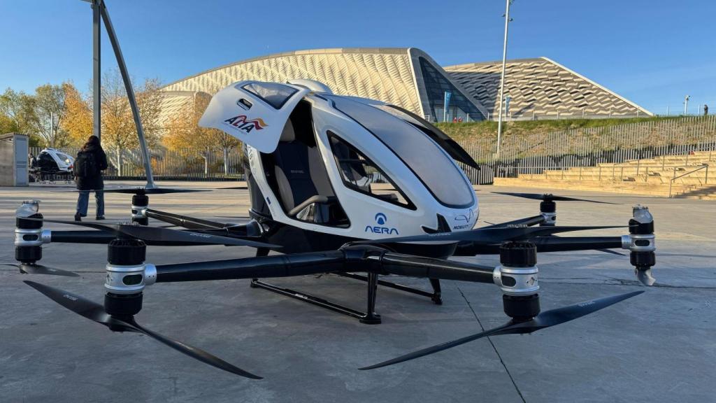 La aeronave de gran capacidad EH216 de la empresa EHang