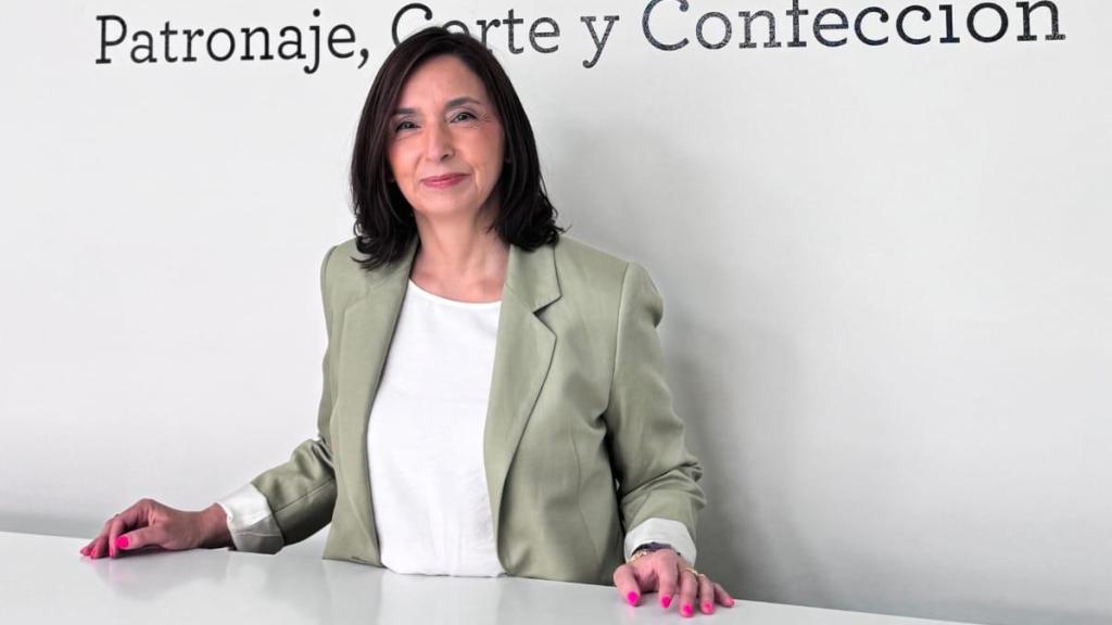 Victoria López en su taller.