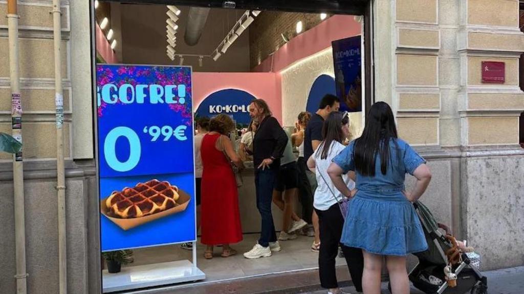El nuevo local que vende gofres por 0,99 céntimos en el centro de Valencia.