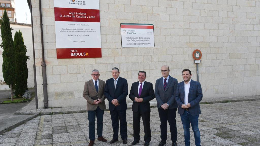 El consejero de la Presidencia, Luis Miguel González Gago visita el Colegio Universitario de Zamora