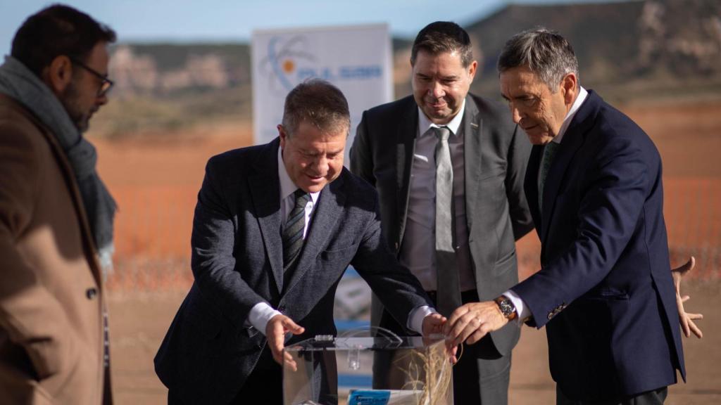 Primera piedra de ID Logistics en Pulsar Logistics Park. Foto: JCCM.