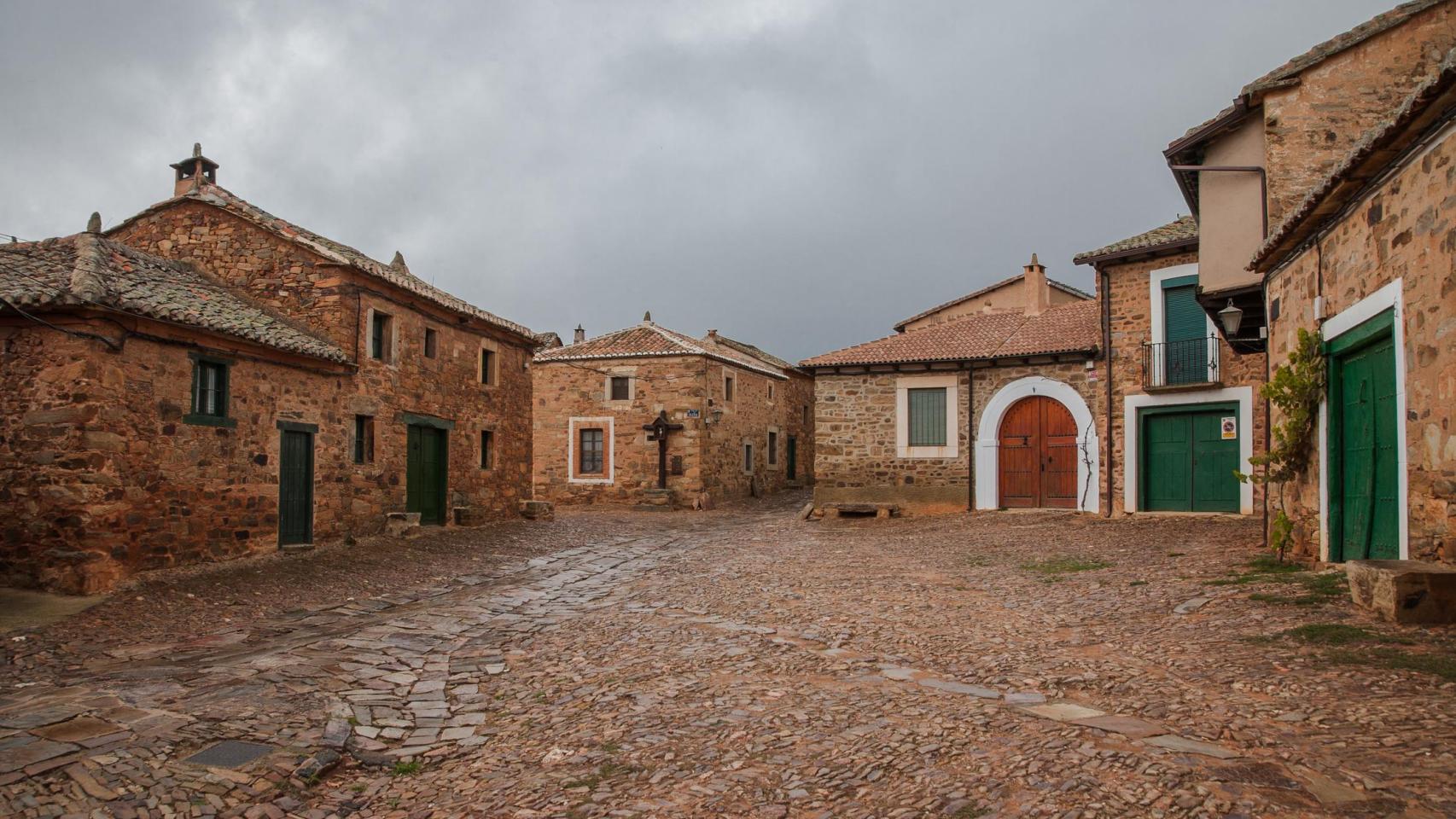 Una de las calles del pueblo.
