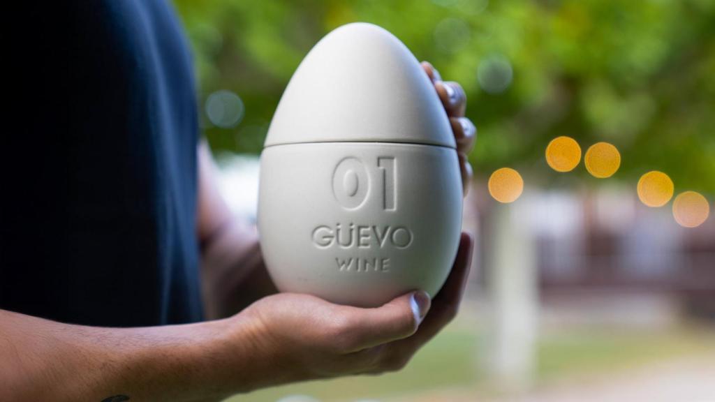 Güevo Wine.