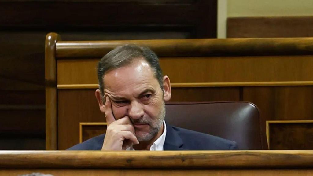 José Luis Ábalos en su escaño del Grupo Mixto antes de entrar en prisión.