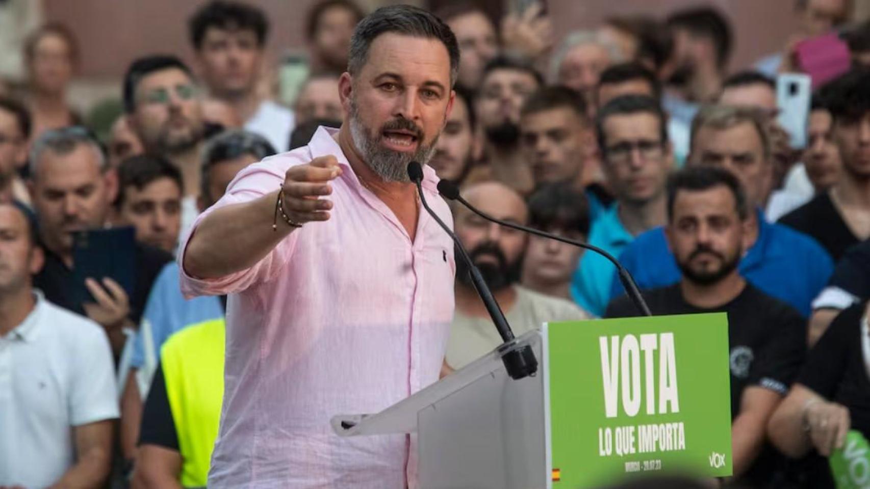 Santiago Abascal, presidente de Vox, en un mitin en Murcia en julio de 2023, como candidato a la presidencia del Gobierno.