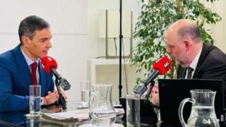 Pedro Sanchez, during his interview with journalist Jordi Basti in La Moncloa for the RAC1 program