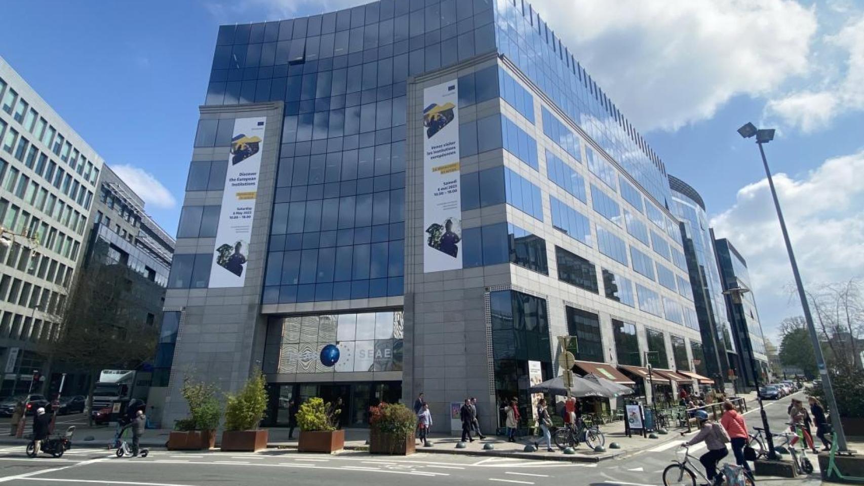 La Policía belga registra la sede del servicio diplomático de la UE por un caso de malversación de fondos: hay tres detenidos