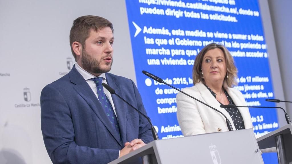 Nacho Hernando y Patricia Franco, consejeros de Fomento y Economía de Castilla-La Mancha.