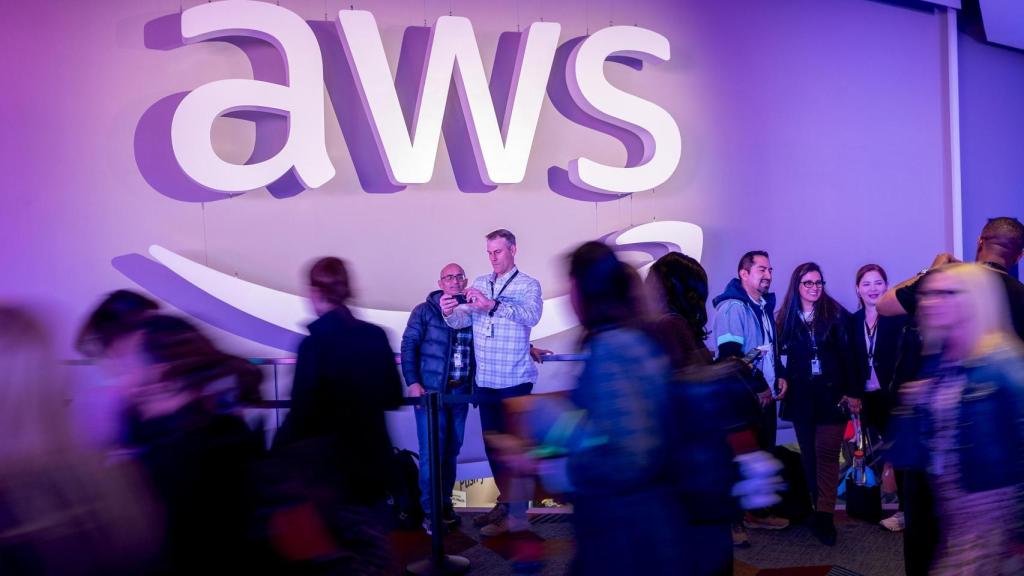 Los pasillos del AWS ReInvent 2025, en el hotel The Venetian (Las Vegas, EEUU).