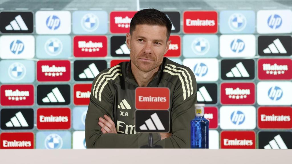 Xabi Alonso, durante una rueda de prensa.