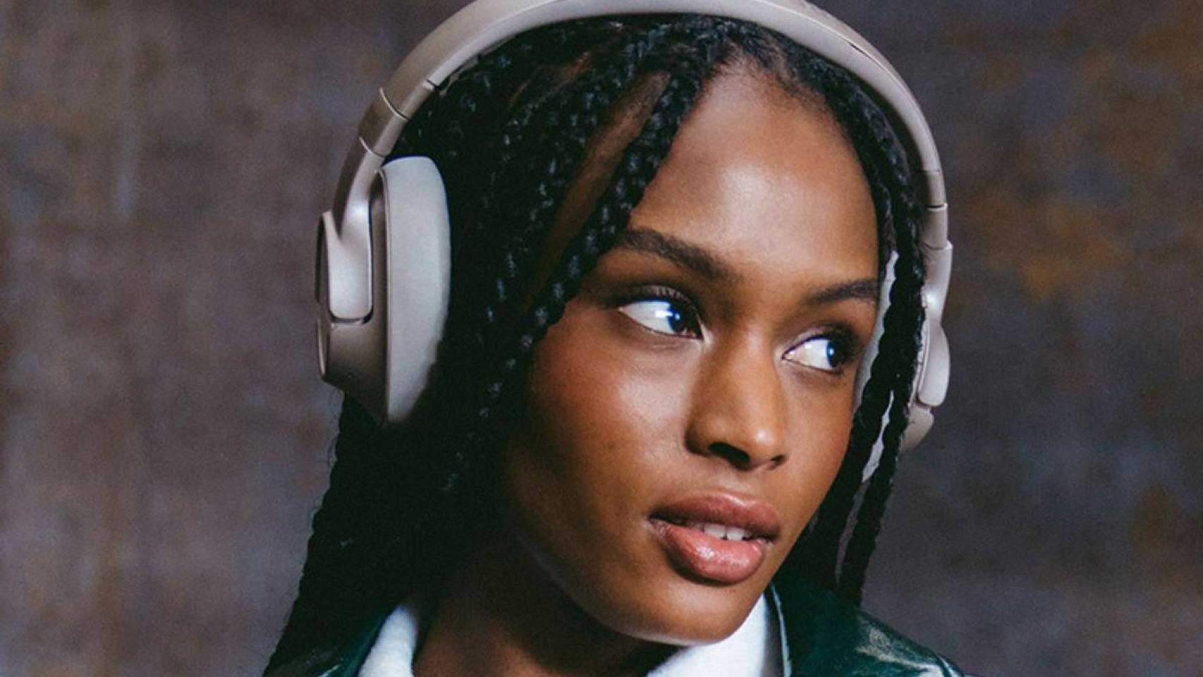 Necesitas empezar 2026 con estos auriculares inalámbricos de diadema rebajadísimos en FNAC