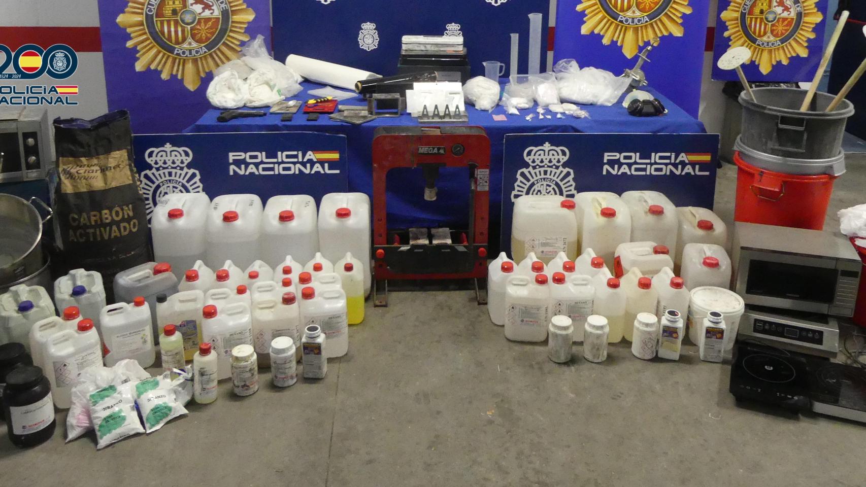 Los efectos intervenidos en la operación antidroga desarrollada en Talavera de la Reina.