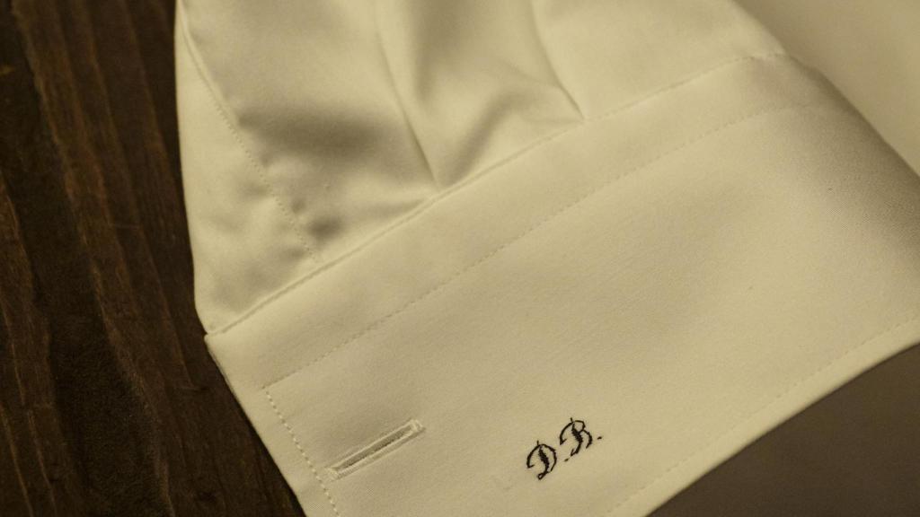 Detalles de la camisa que porta David Bisbal.